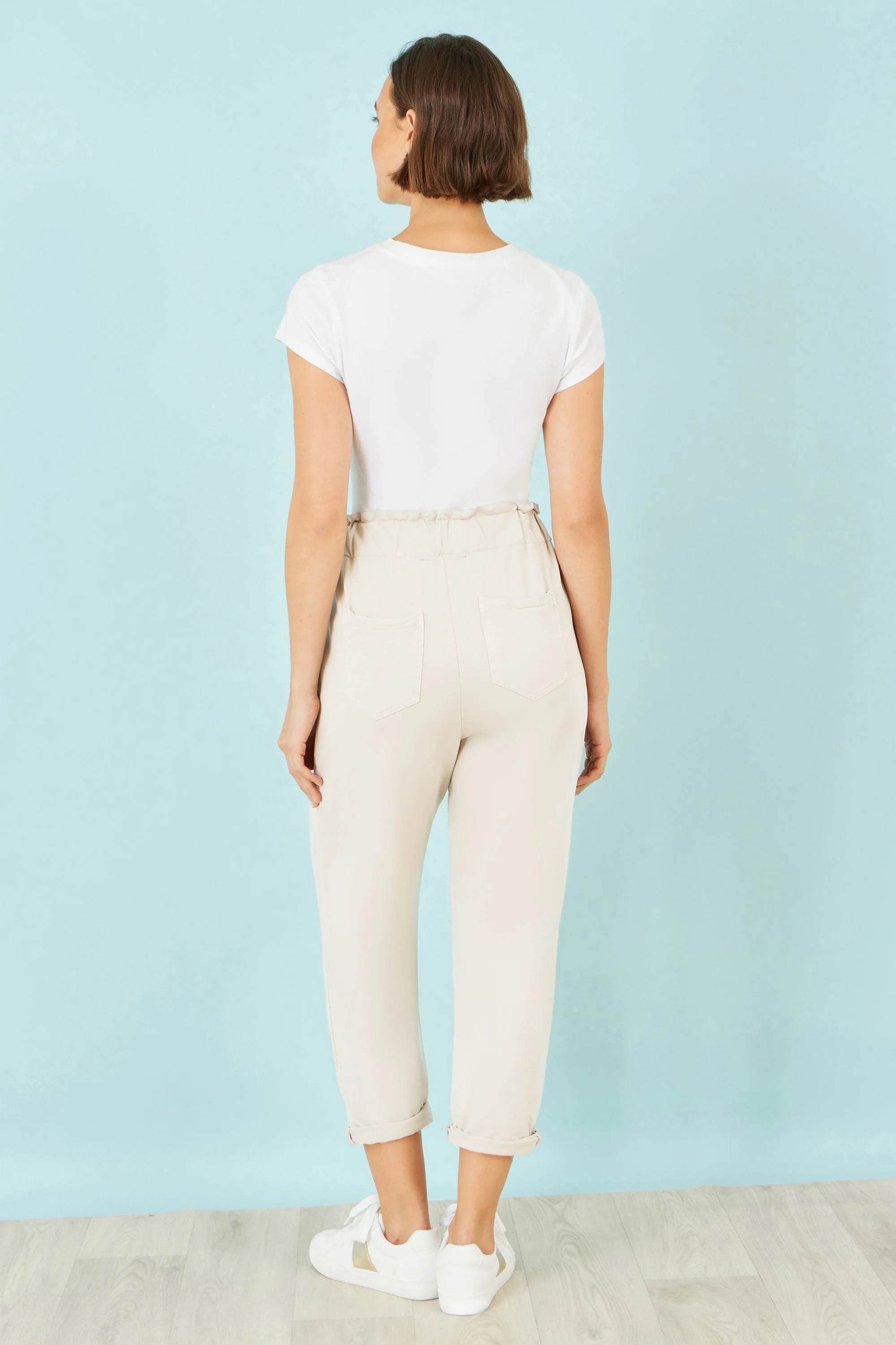 Yumi Cream Cotton Relaxed Stretch Trousers With Pockets - Image 5