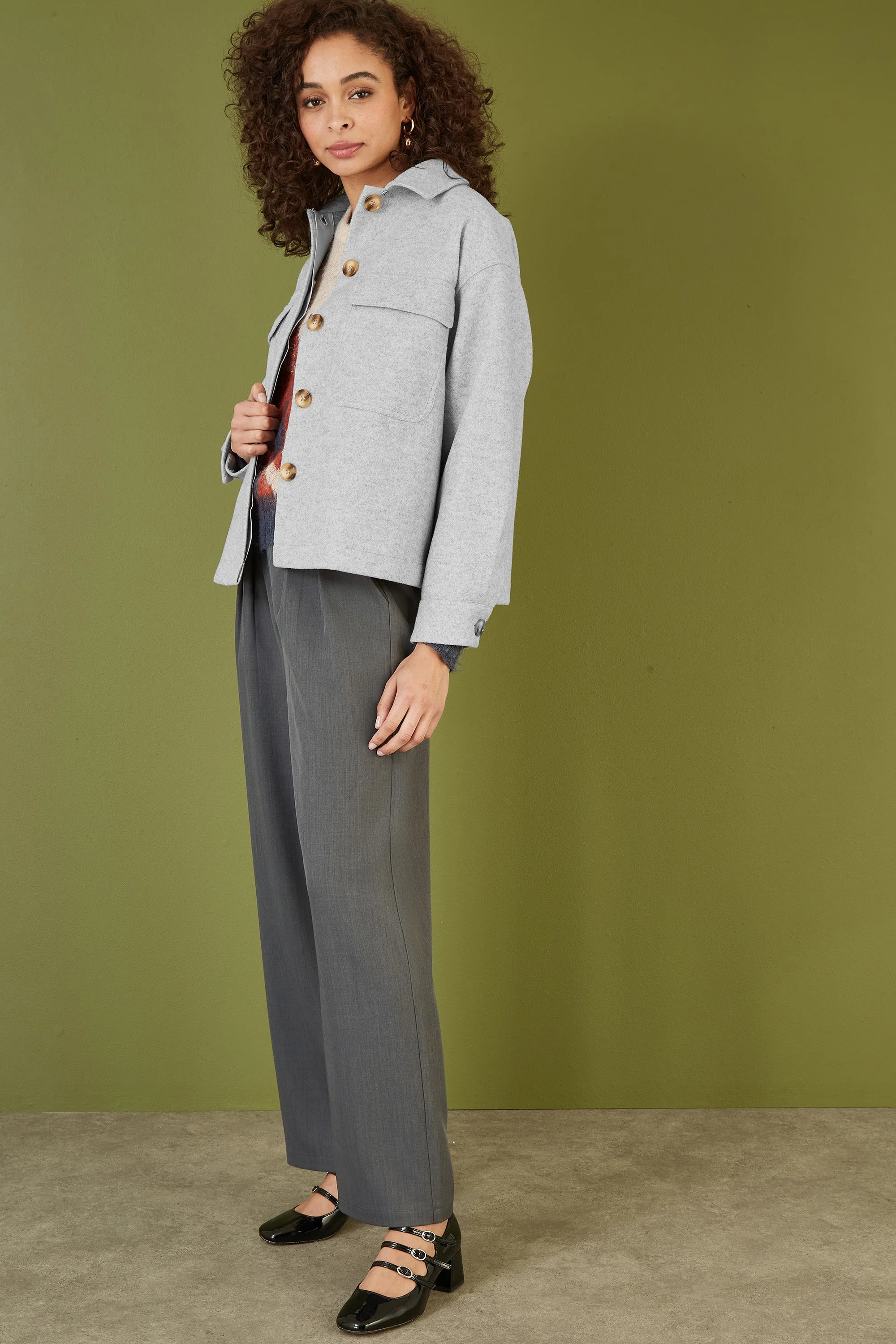 Yumi Grey Woven Shacket With Oversize Pockets - Image 3