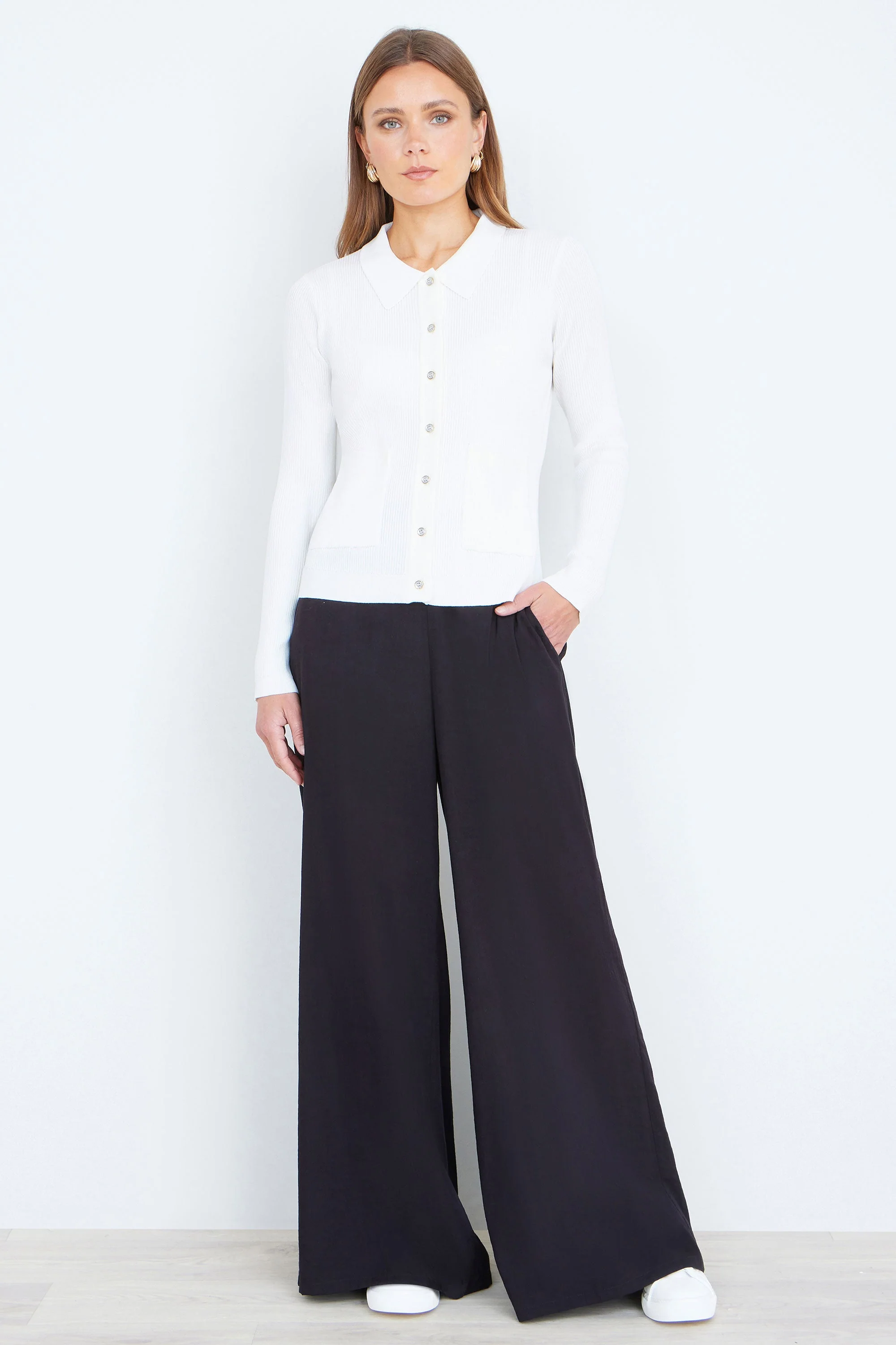 Yumi Ivory Ribbed Collar Button Up Cardigan - Image 2