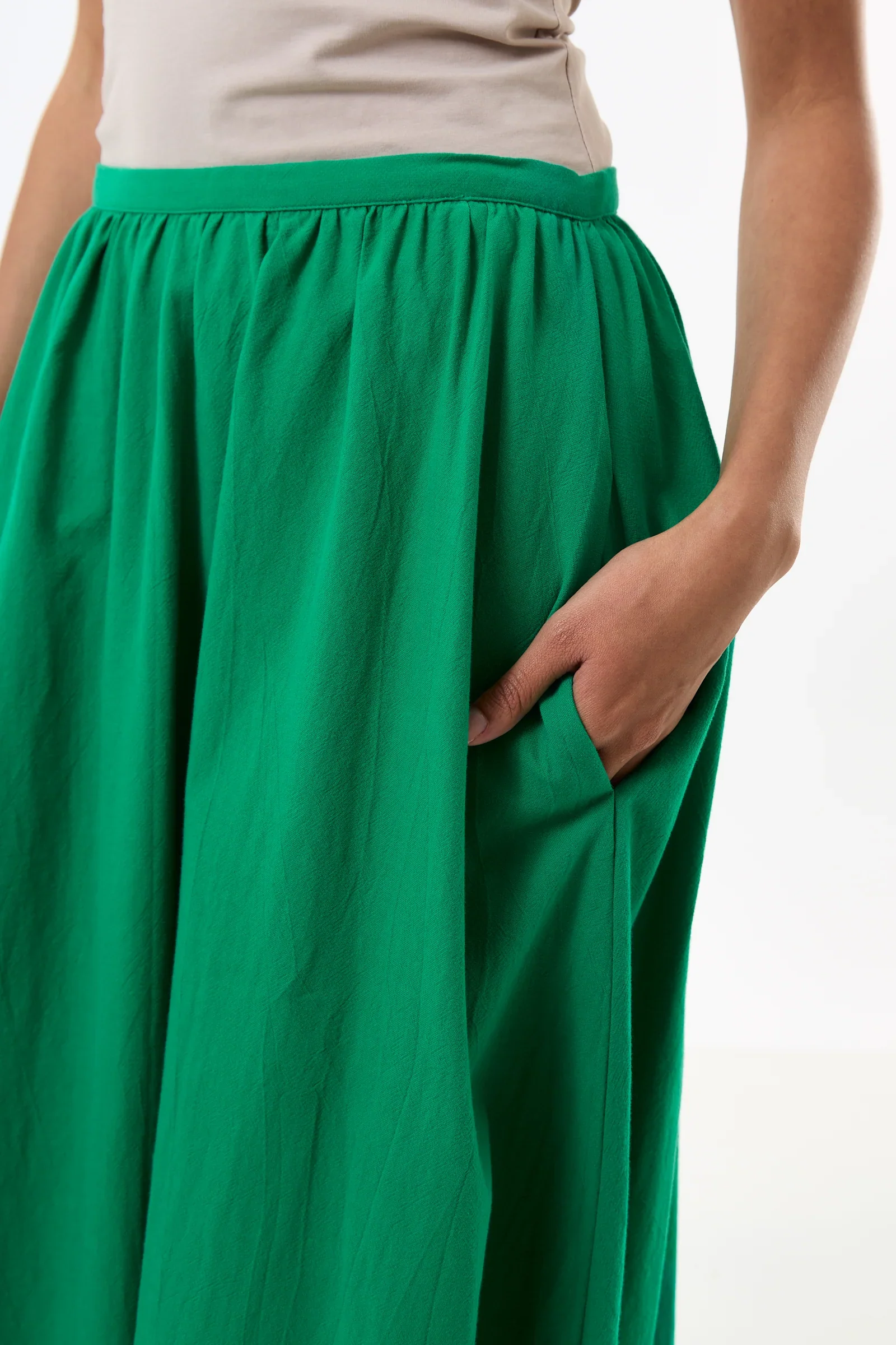 Zoeline Recycled Cotton Midaxi Skirt - Green - Image 3